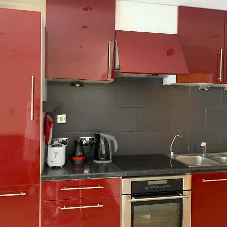 Theodoros Apt.22