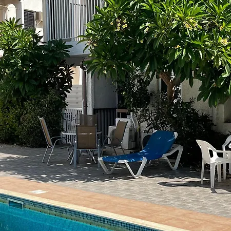 Theodoros Apt.22