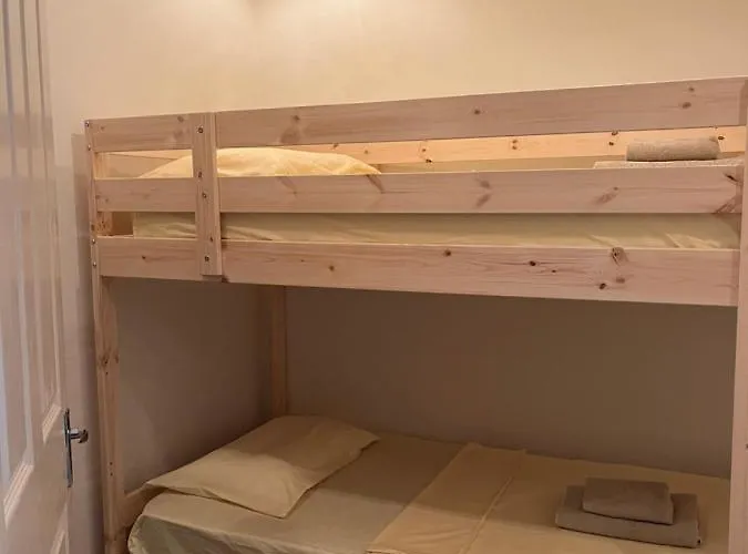 Theodoros Apt.22 * Paralimni